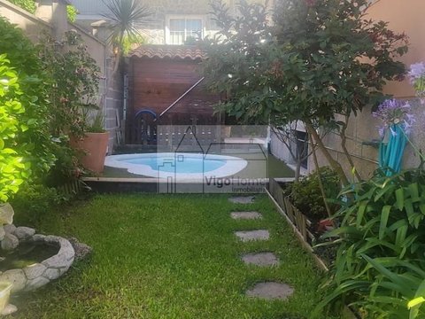 First photo of the property