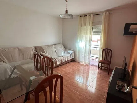 Fotografía del inmueble reportado: 850 €/mes — Granada, Granada