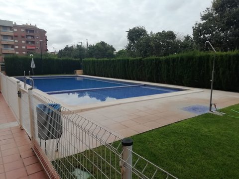 First photo of the property