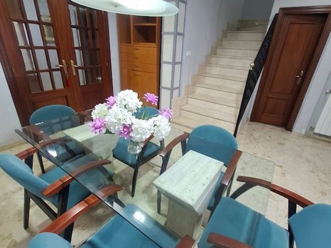 First photo of the property