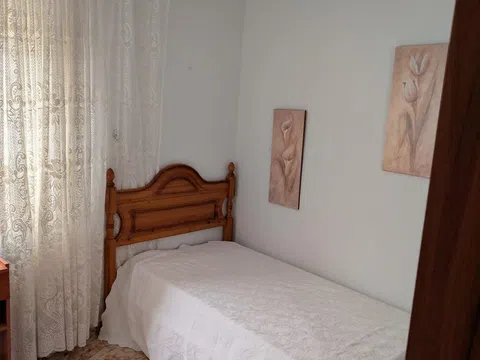 Fotografía del inmueble reportado: 550 €/mes — Cáceres, Cáceres