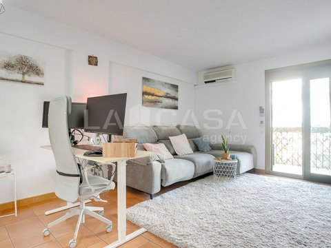 Prima fotografie a proprietății