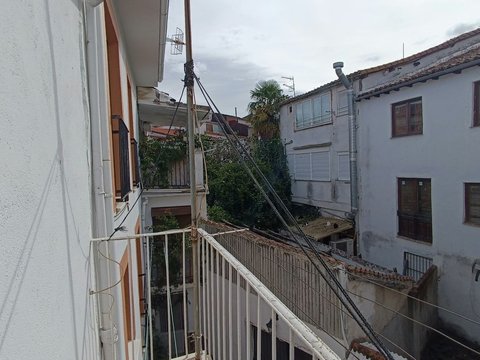 First photo of the property