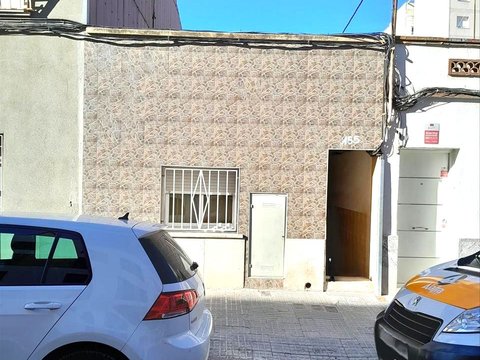 Перша фотографія об’єкта нерухомості