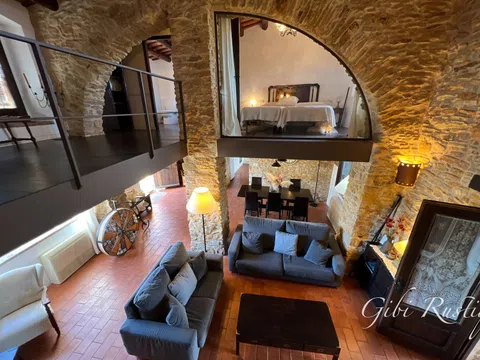 Fotografía del inmueble reportado: 2.500 €/mes — Girona, Girona