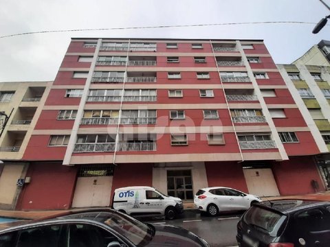 First photo of the property