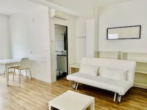 Fotografía del inmueble reportado: 500 €/mes — León, León