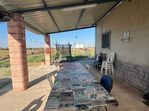 First photo of the property