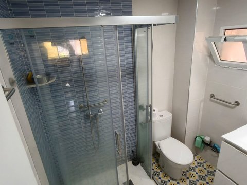 First photo of the property