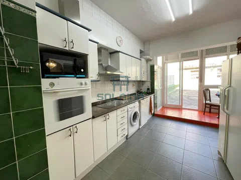 Fotografía del inmueble reportado: 700 €/mes — Ourense, Ourense