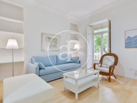 First photo of the property