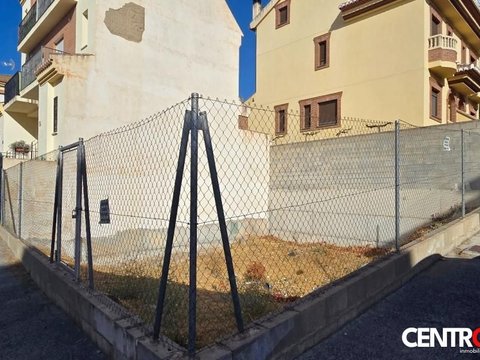Перша фотографія об’єкта нерухомості