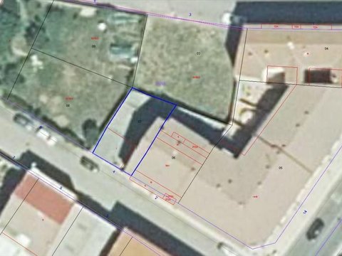 Перша фотографія об’єкта нерухомості