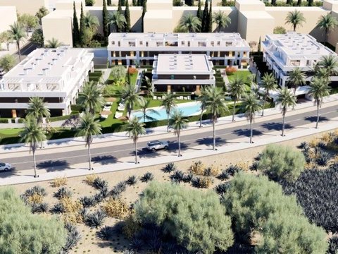 First photo of the property