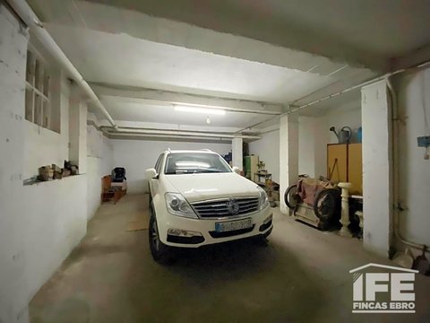 Перша фотографія об’єкта нерухомості
