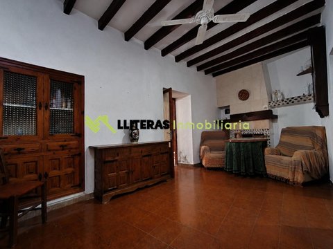 4-bedroom freehold villa in Pollença — photo 1 of 5