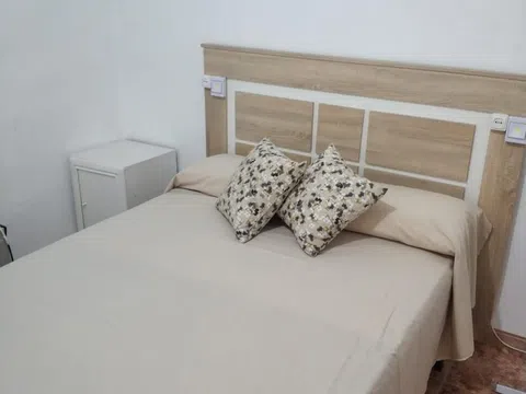 Fotografía del inmueble reportado: 850 €/mes — Granada, Granada