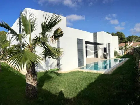 Fotografía del inmueble reportado: 1.000 €/mes — Almería, Almería