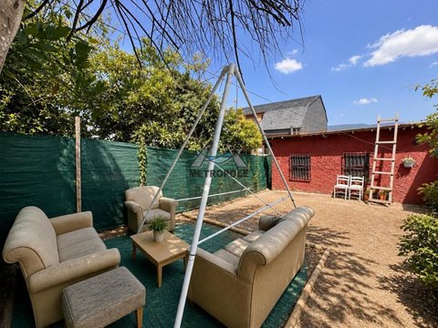 First photo of the property
