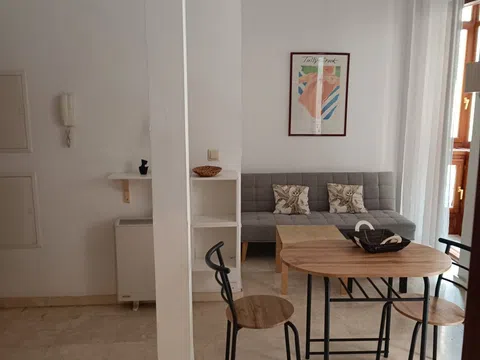 Fotografía del inmueble reportado: 670 €/mes — Granada, Granada