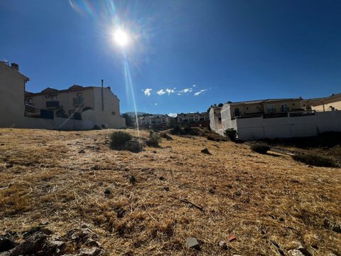 First photo of the property
