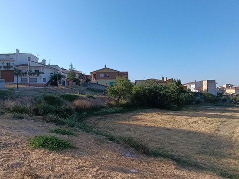 First photo of the property