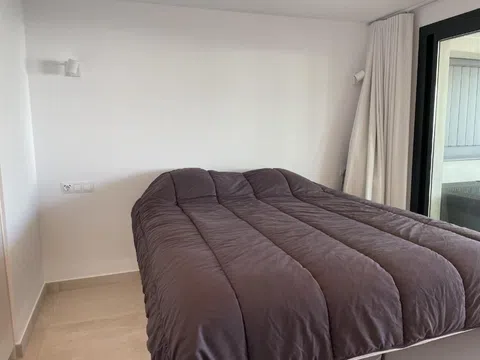 Fotografía del inmueble reportado: 1.035 €/mes — Girona, Girona