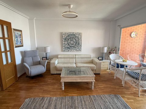 First photo of the property