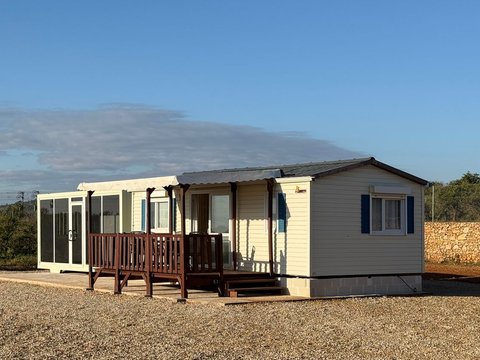 First photo of the property