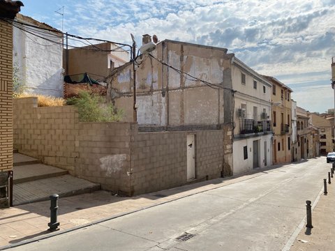 Перша фотографія об’єкта нерухомості