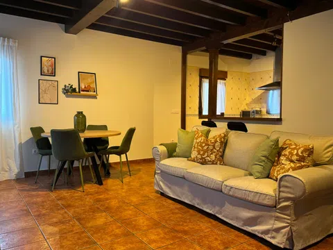 Fotografía del inmueble reportado: 1.050 €/mes — Asturias, Asturias