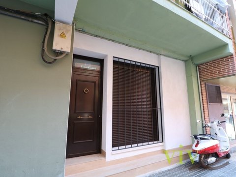 First photo of the property