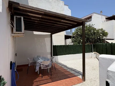 Fotografía del inmueble reportado: 700 €/mes — Almería, Almería