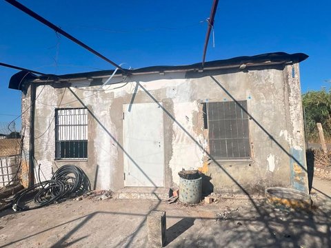 First photo of the property