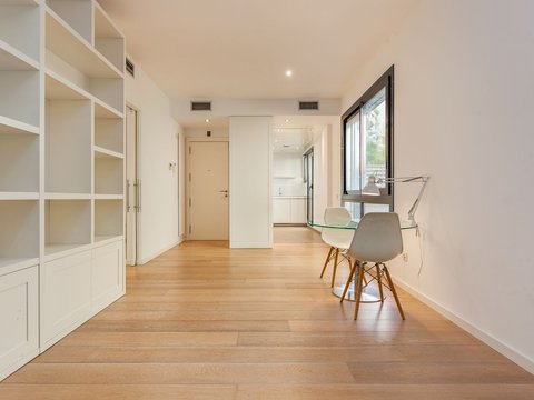 First photo of the property