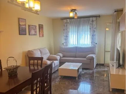 Fotografía del inmueble reportado: 900 €/mes — Jaén, Jaén
