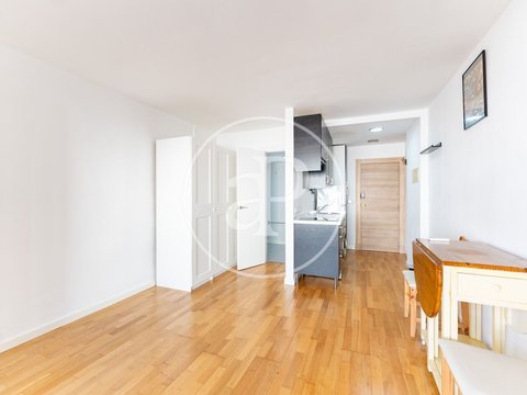 First photo of the property