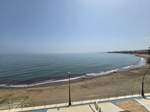 Перша фотографія об’єкта нерухомості