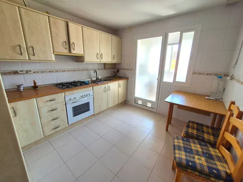 Fotografía del inmueble reportado: 1.000 €/mes — Granada, Granada