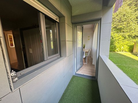 First photo of the property