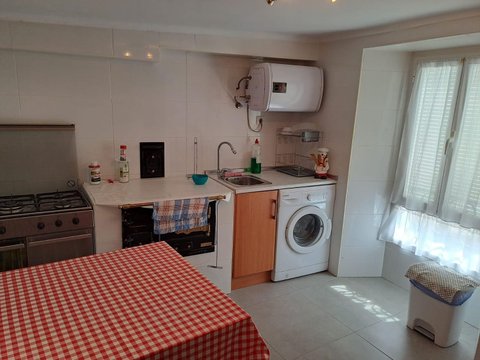 First photo of the property