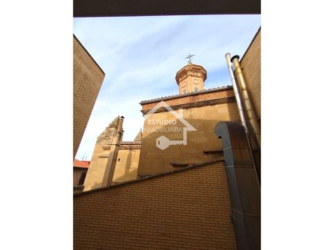 First photo of the property