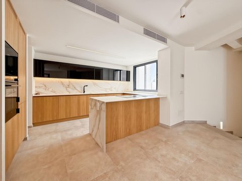 3-bedroom freehold villa in Palma — photo 1 of 1