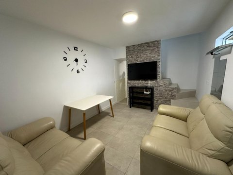 First photo of the property