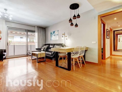 First photo of the property