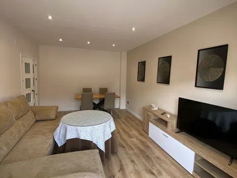 Fotografía del inmueble reportado: 800 €/mes — Jaén, Jaén
