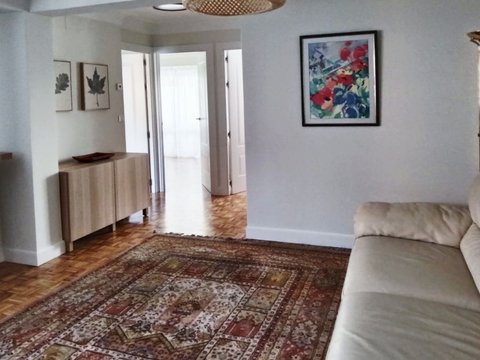 First photo of the property