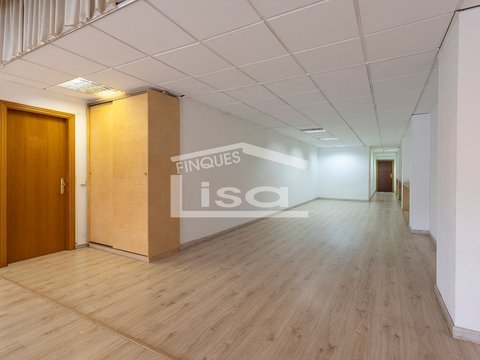 Prima fotografie a proprietății