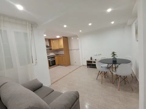 Fotografía del inmueble reportado: 1.050 €/mes — Alicante, Alicante