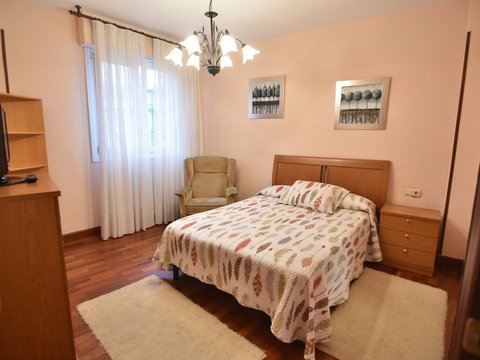 First photo of the property